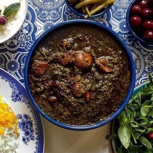 خوراک خورشت قرمه سبزی